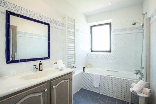 Le Clos Du Buis