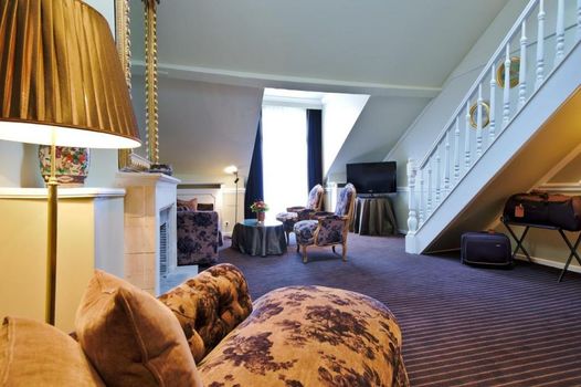 Hotel Manos Premier