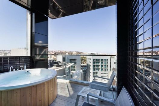 Hugo's Boutique Hotel - Adults Only
