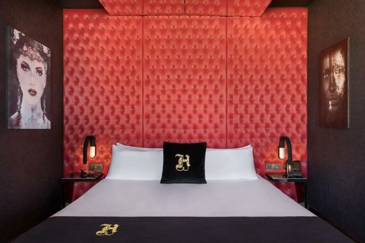 Hugo's Boutique Hotel - Adults Only