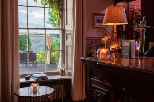 Burleigh Court Hotel