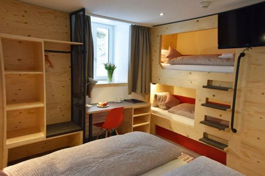 Eiger Guesthouse