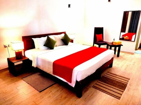 Rockside Cabanas Hotel