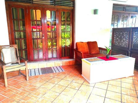 Rockside Cabanas Hotel