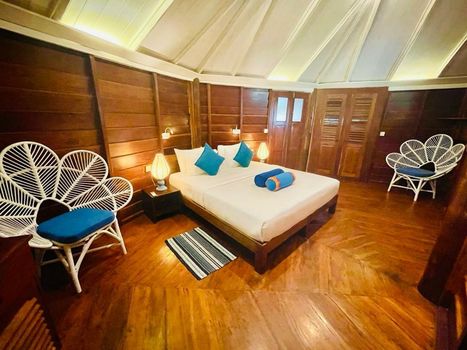 Rockside Cabanas Hotel