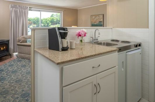 Dockside Guest Quarters