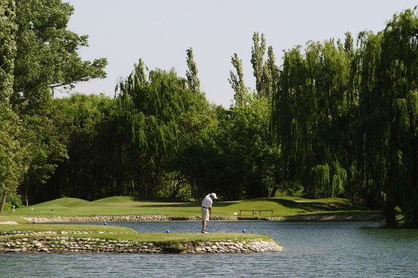 Algodon Wine Estates & Champions Club