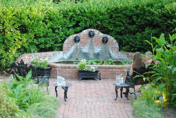 Monmouth Historic Inn