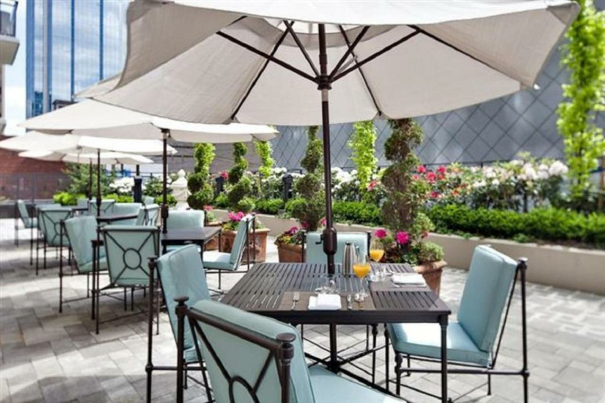 L'Hermitage Hotel