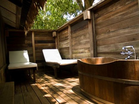 Bon Ton Antique Wooden Villas