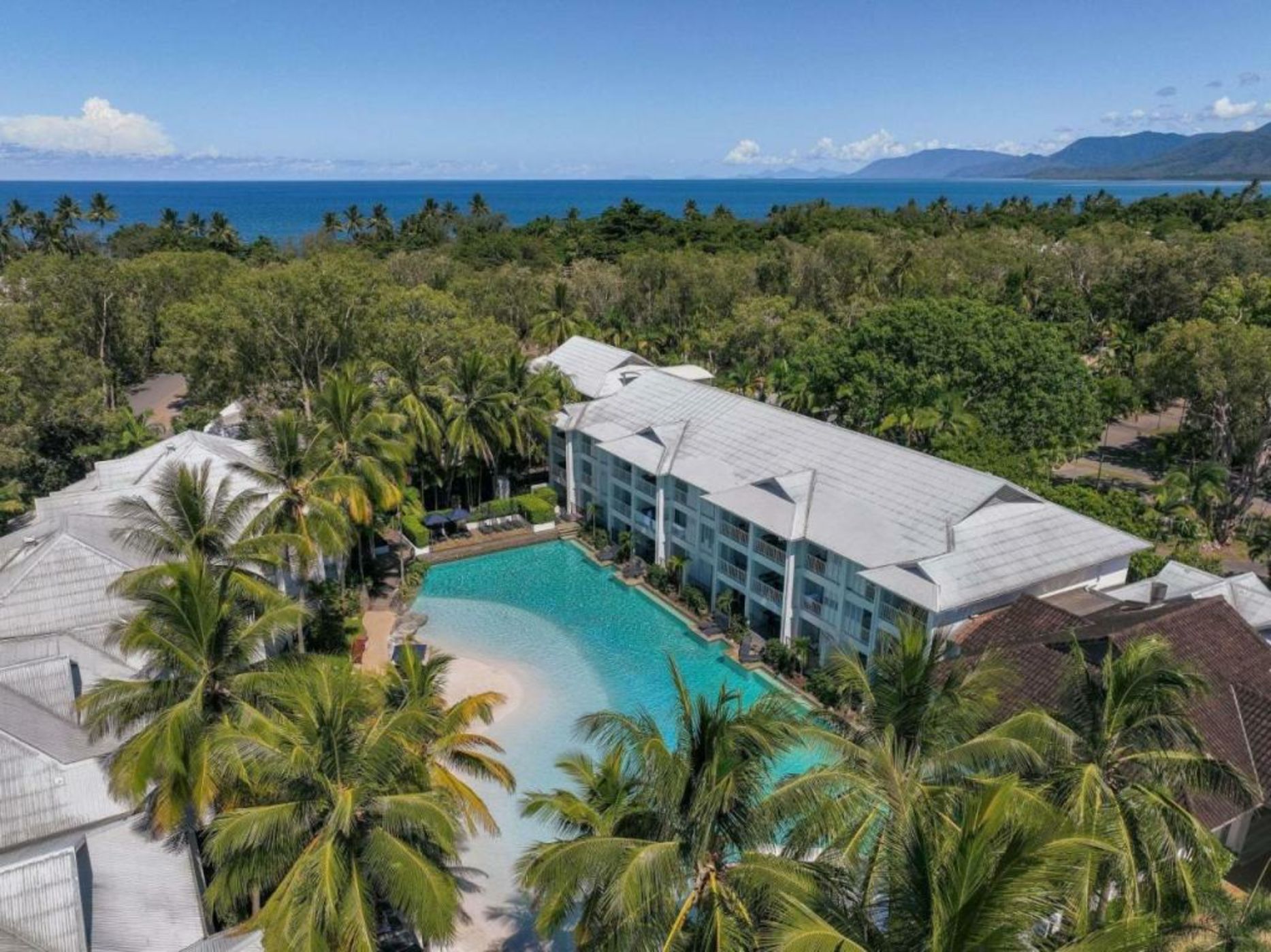 Peppers Beach Club