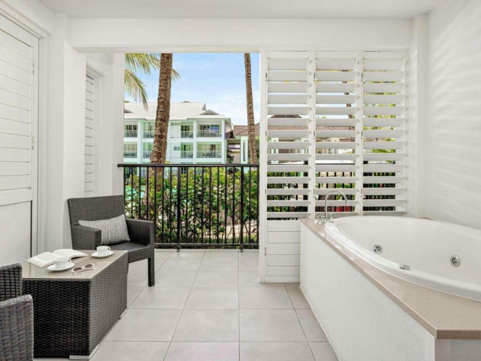 Peppers Beach Club