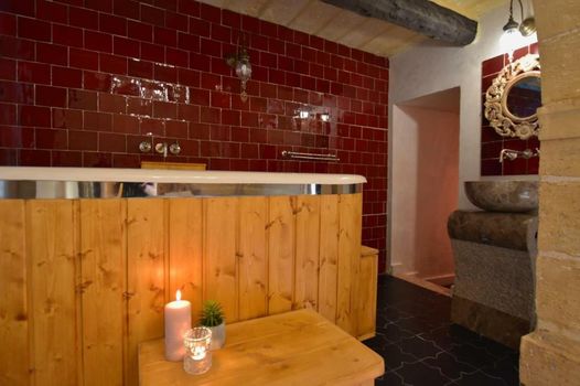 Chapel 5 Boutique Suites B&B