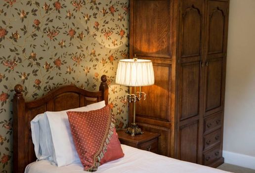 Raheen House Hotel