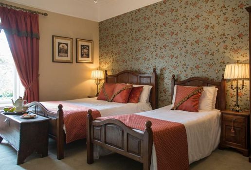 Raheen House Hotel