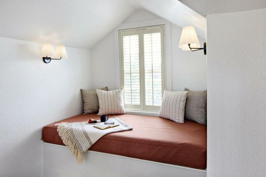 Maison Fleurie, A Four Sisters Inn