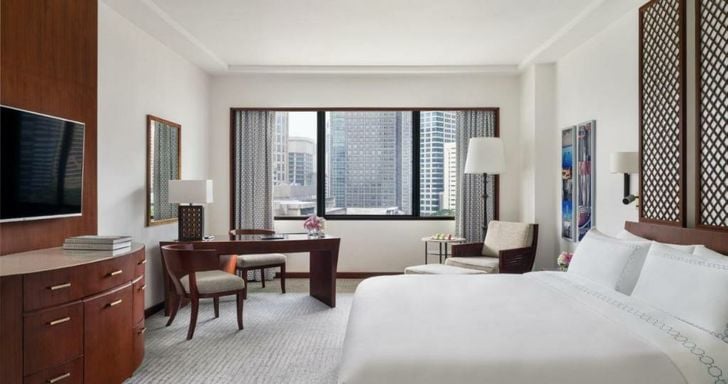The Peninsula Manila