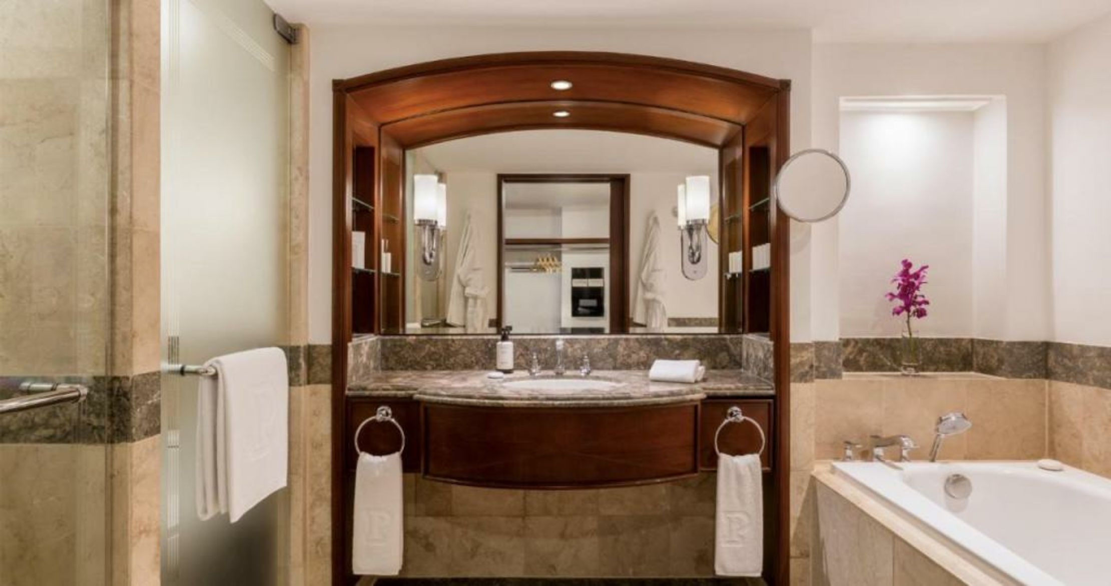 The Peninsula Manila