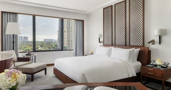 The Peninsula Manila