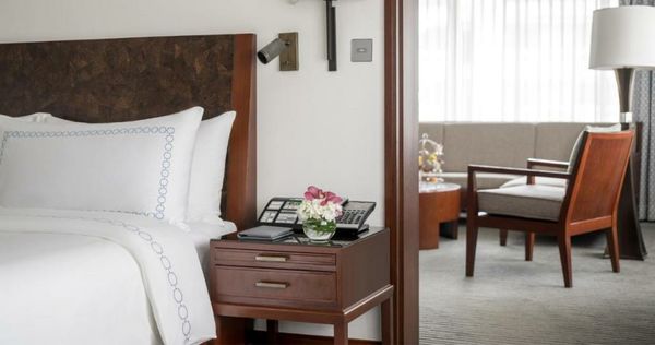 The Peninsula Manila