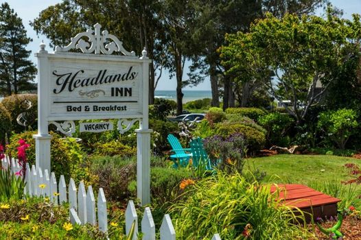 Headlands Inn Bed and Breakfast