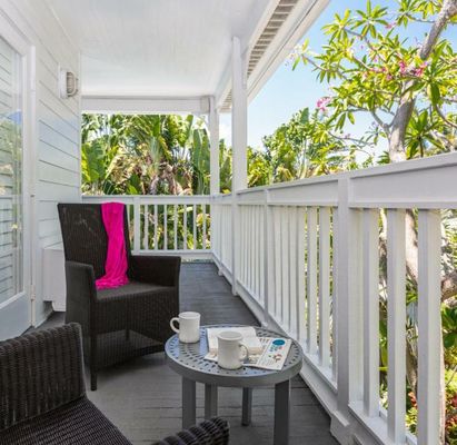 Paradise Inn - Adult Exclusive