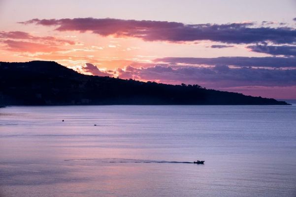 Laqua by the Sea