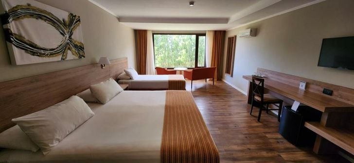 Xelena Hotel & Suites