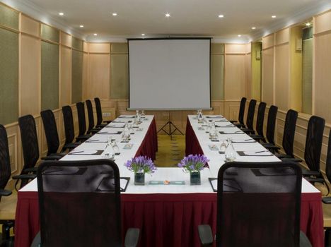 Ambassador, New Delhi - IHCL SeleQtions