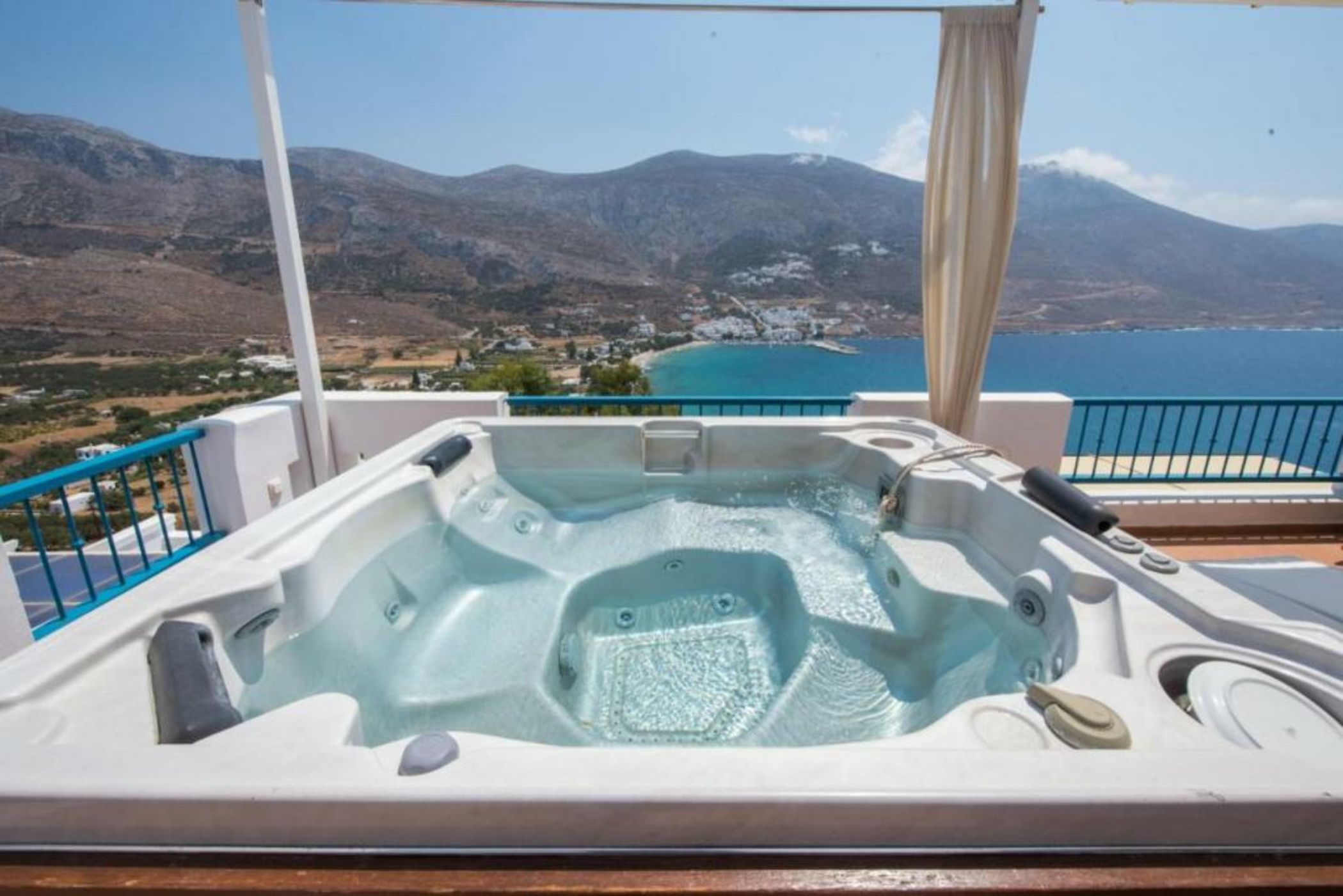 Aegialis Hotel & Spa