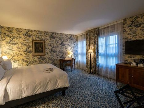 Aigle Noir Hotel Fontainebleau - MGallery Collection