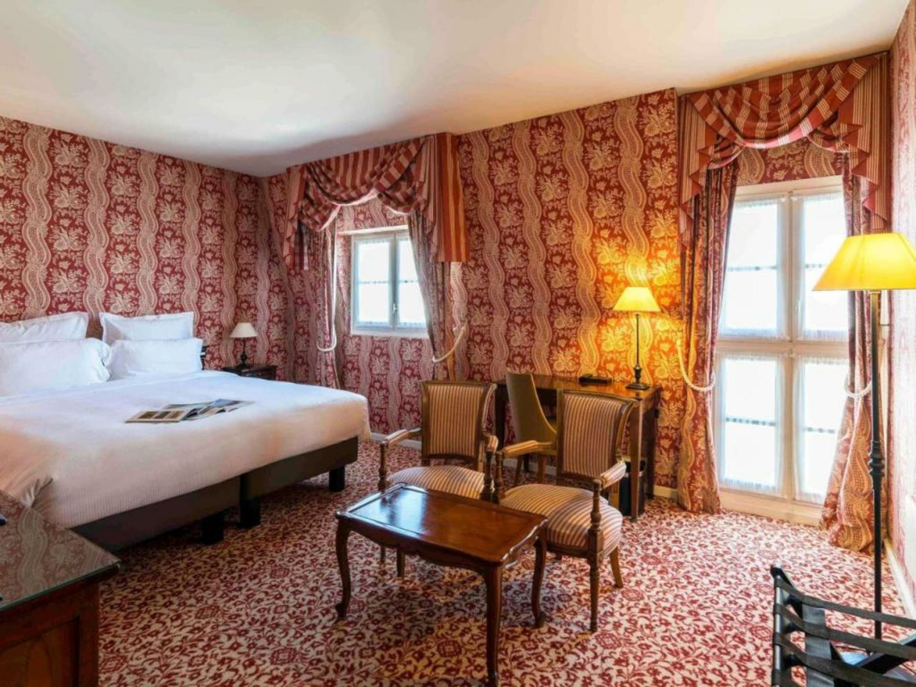 Aigle Noir Hotel Fontainebleau - MGallery Collection