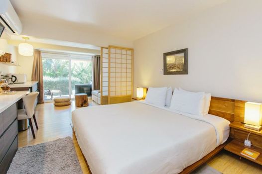 Inn at Moonlight Beach
