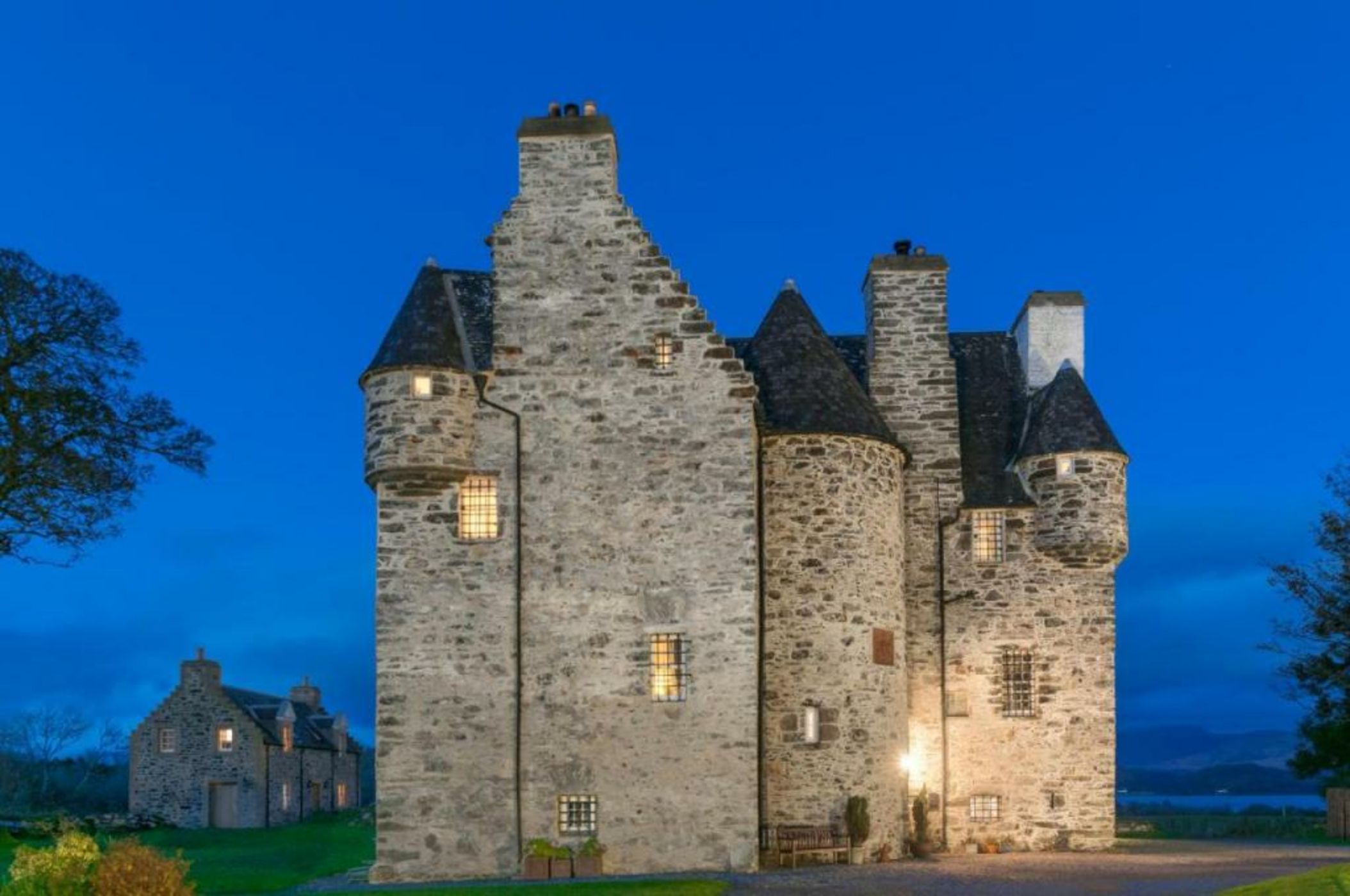 Barcaldine Castle