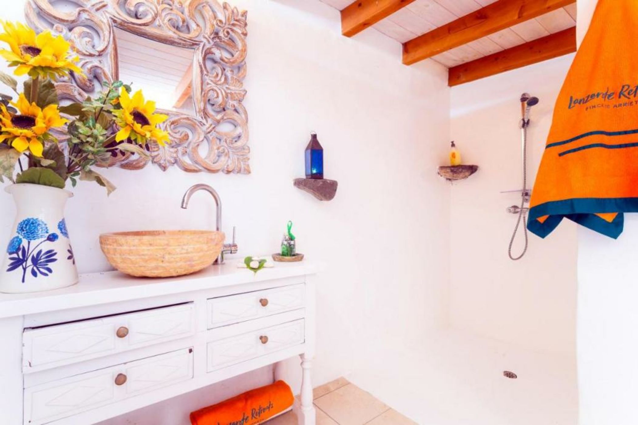 Finca De Arrieta Village - Yurts and Stone Cottages - Shared Pool - Walking distance to Arrieta Beach - Off Grid