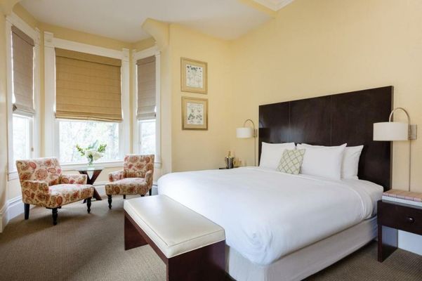 Healdsburg Inn on the Plaza, A Four Sisters Inn