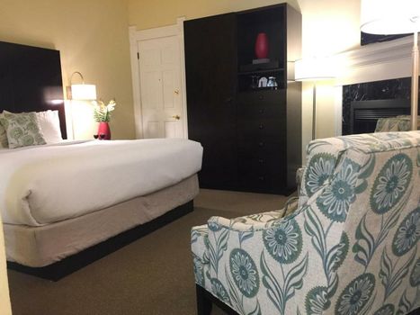 Healdsburg Inn on the Plaza, A Four Sisters Inn