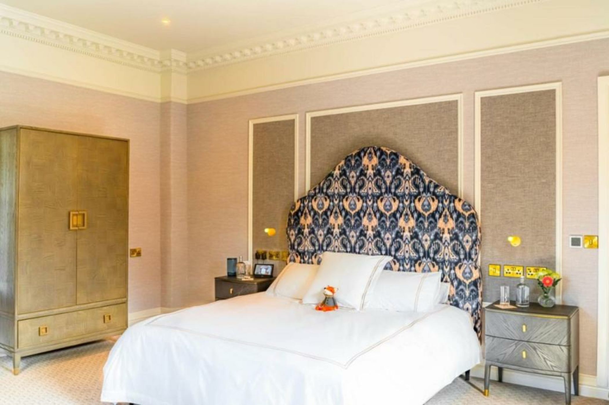 The Lansdowne Kenmare