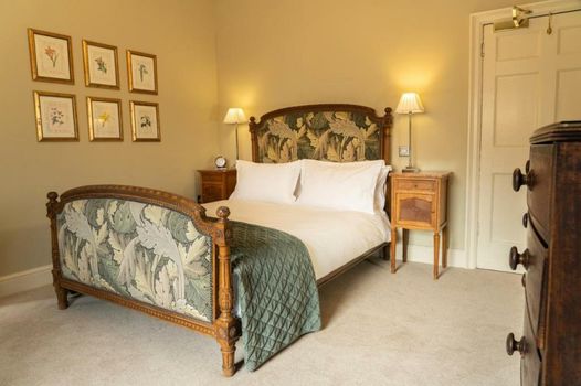 Grays Court Hotel