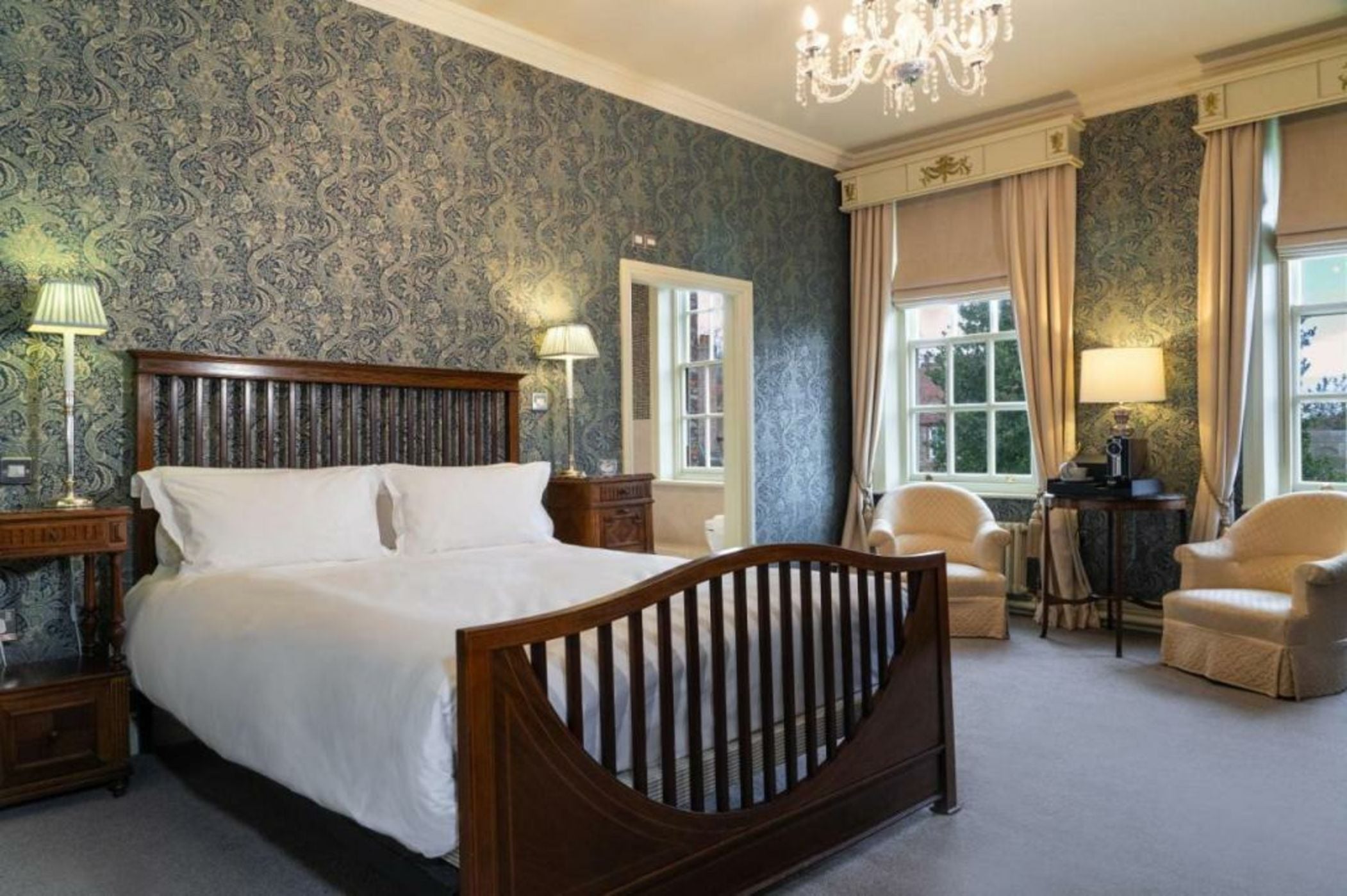 Grays Court Hotel