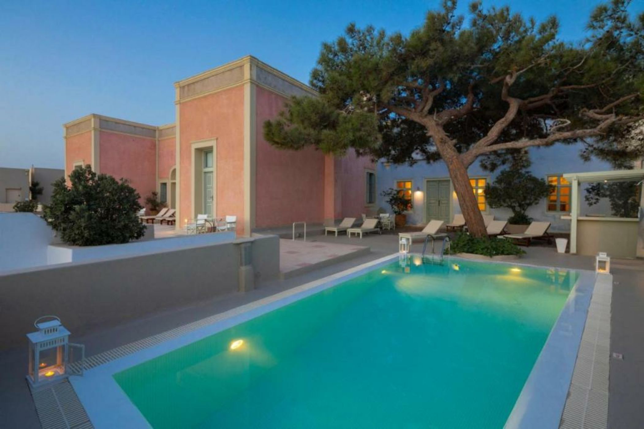 Aria Lito Mansion