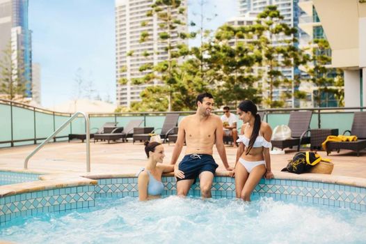 voco Gold Coast by IHG