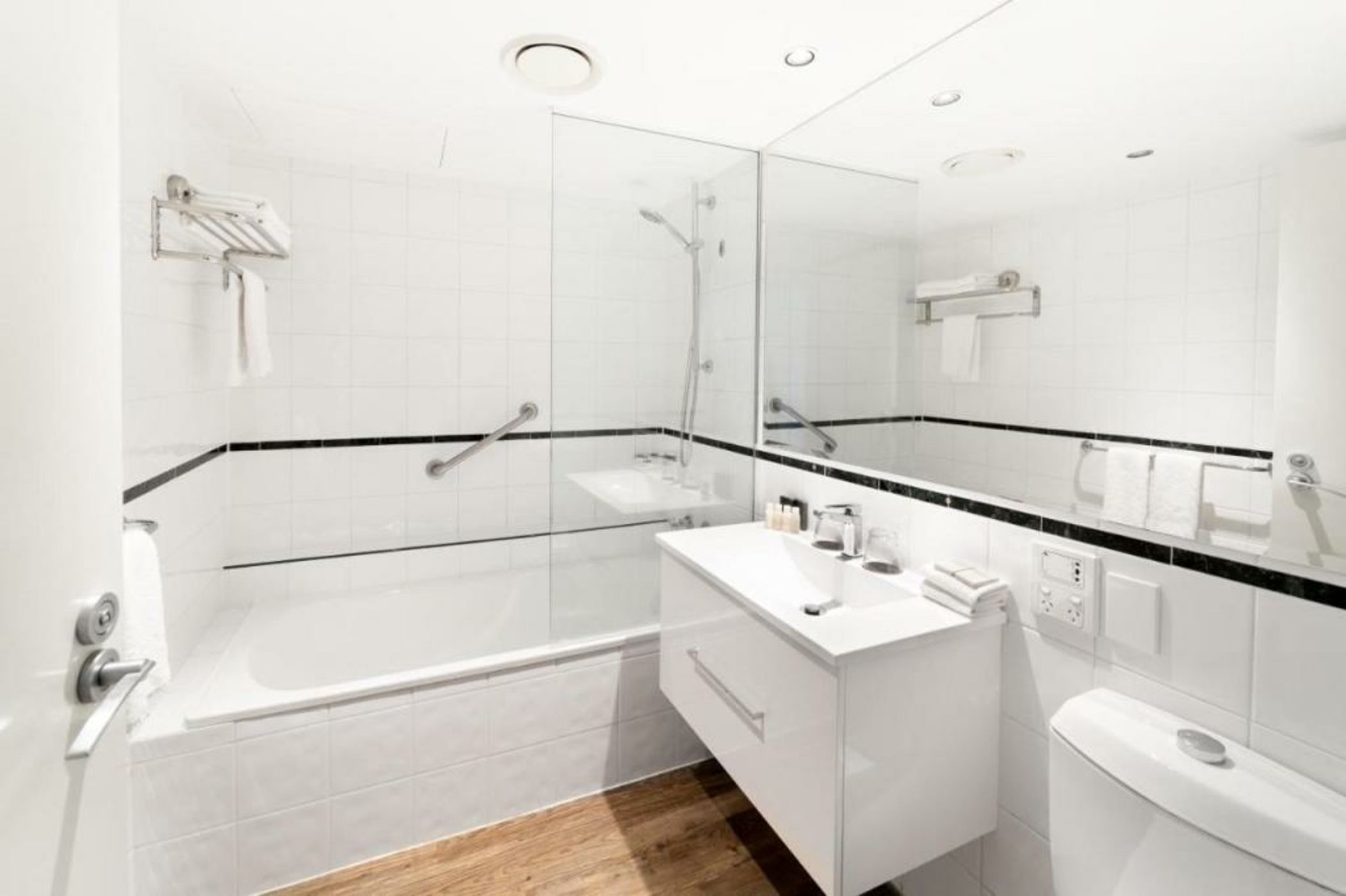 voco Gold Coast by IHG