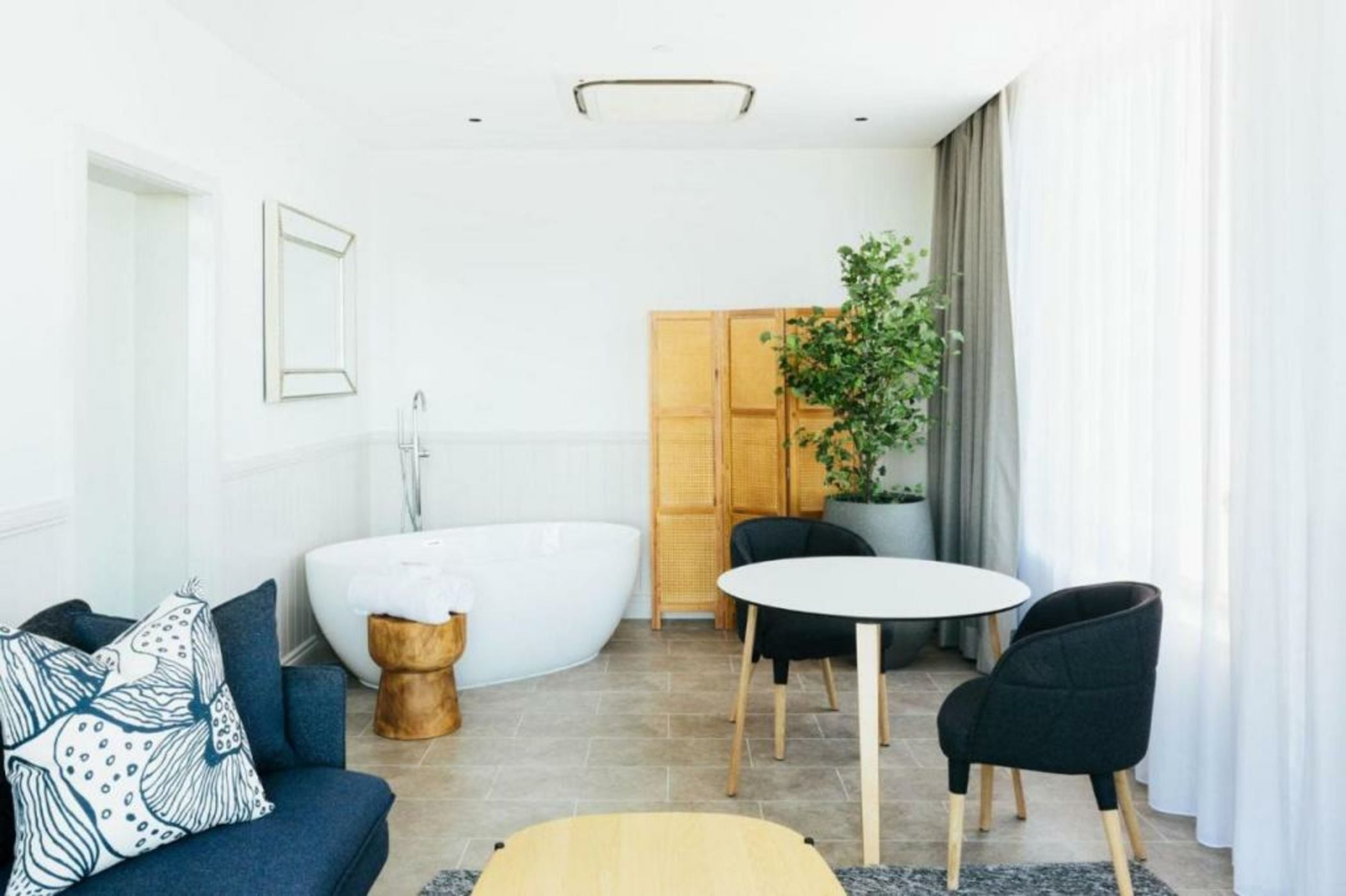voco Gold Coast by IHG