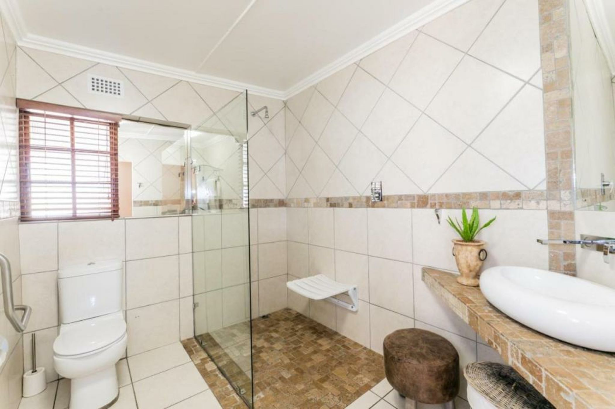 Arum Guest House