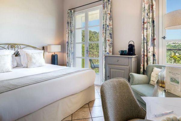 Hôtel La Grande Bastide