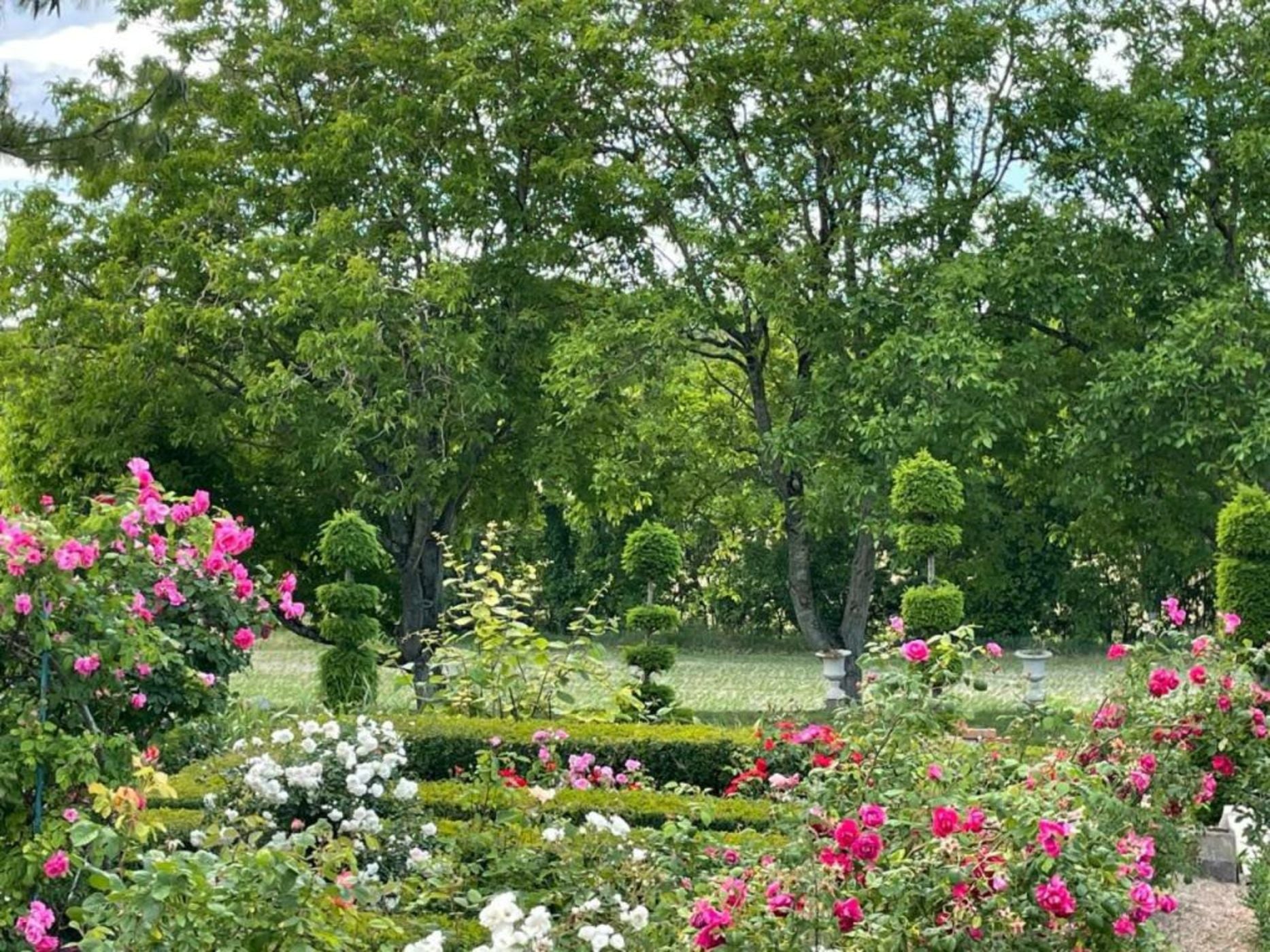 Les Jardins Haute Couture