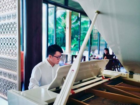 Salinda Resort Phu Quoc - Sparkling Wine Breakfast