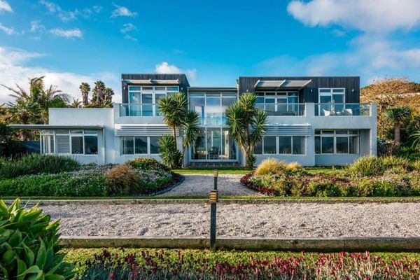 Waiheke Waterfront Lodge