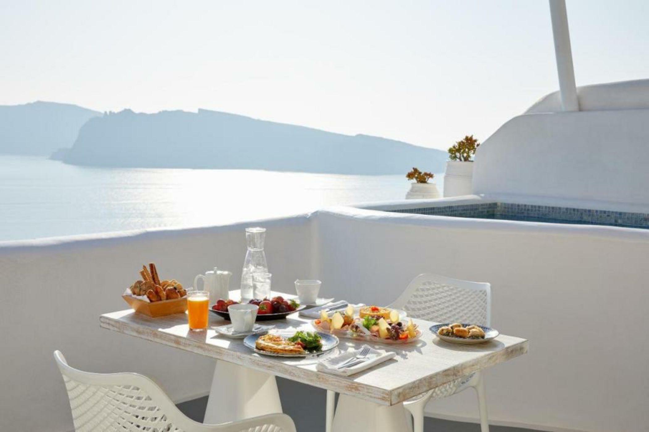 La Perla Villas and Suites - Adults Only